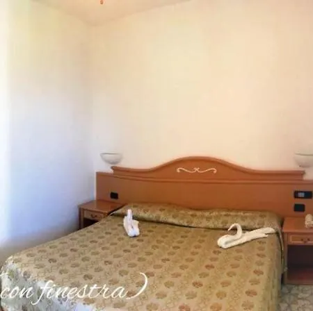 Imperial 4*